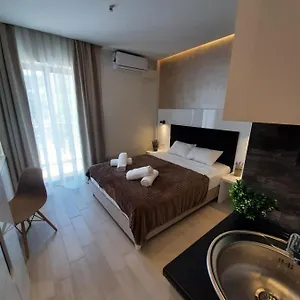  Ξενοδοχείο με διαμερίσματα Grand Ελλάδα