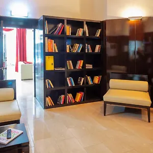 Hotel apartamentowy The Levante Rathaus