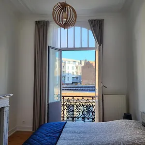 Brussels Bed & Blockchain Private With Shared Bathroom Casa de hóspedes
