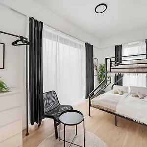 Hostal Chic By Home2, Viena