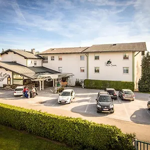 Kern Buam Hotel