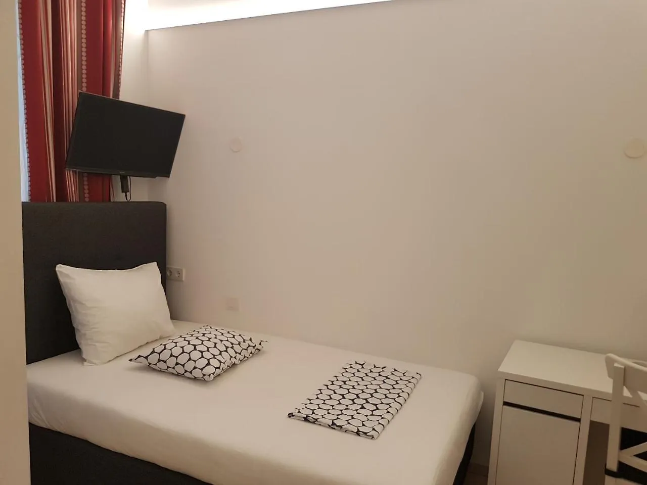 Pension Am Wienfluss Viena