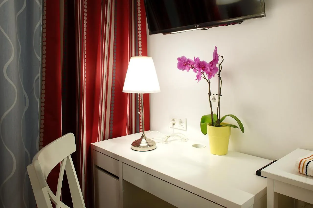 Pension Am Wienfluss 2*, Viena Austria